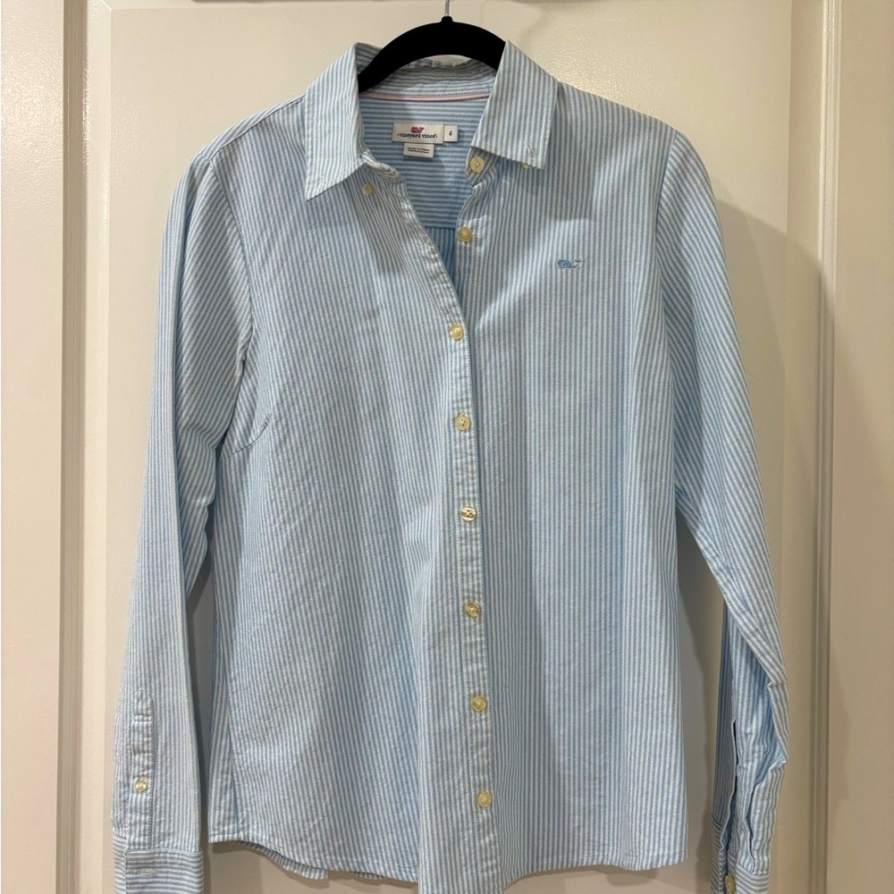 Women’s Vineyard Vines Blue Striped Shirt